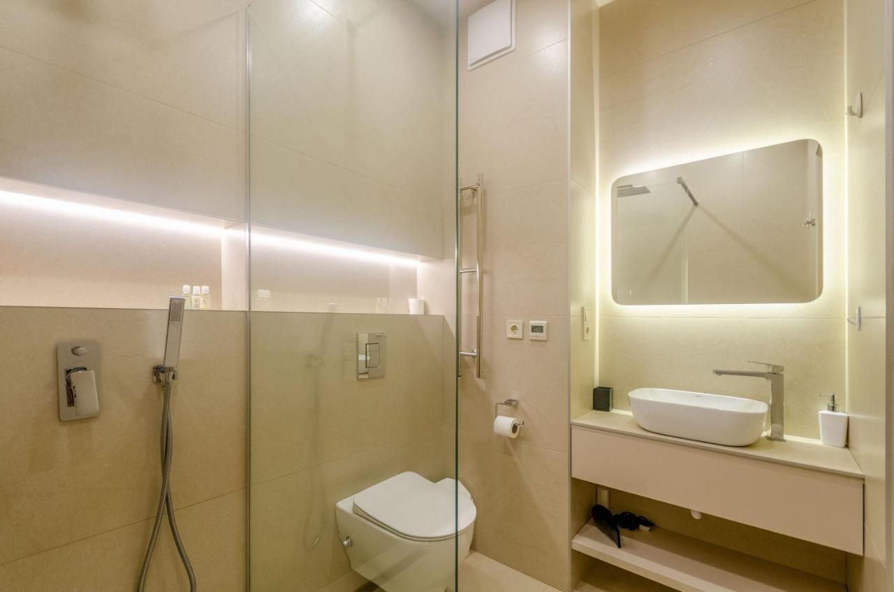 Petrovdom 85-141-122-38 Apartments In The Rc "French Quarter" Kiev Exterior foto